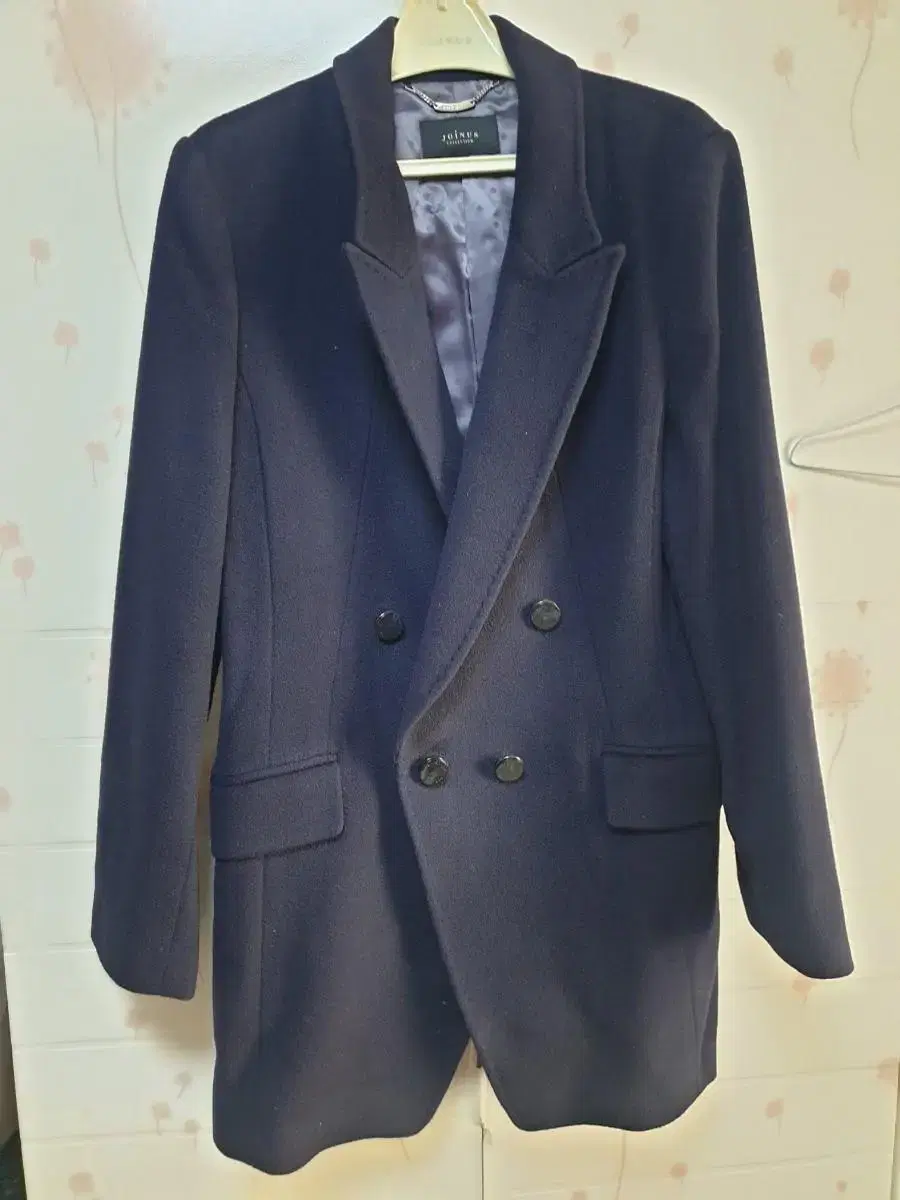 Joy's navy coat size 77