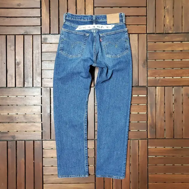 00s Levis 501 (26 inch) Big E woman