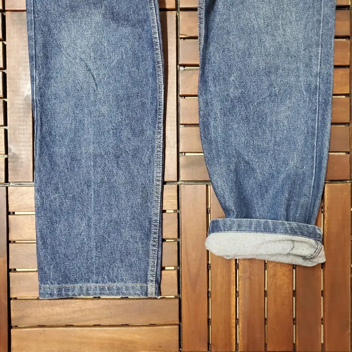 00s Levis 550 (32 inch) made in Mexico