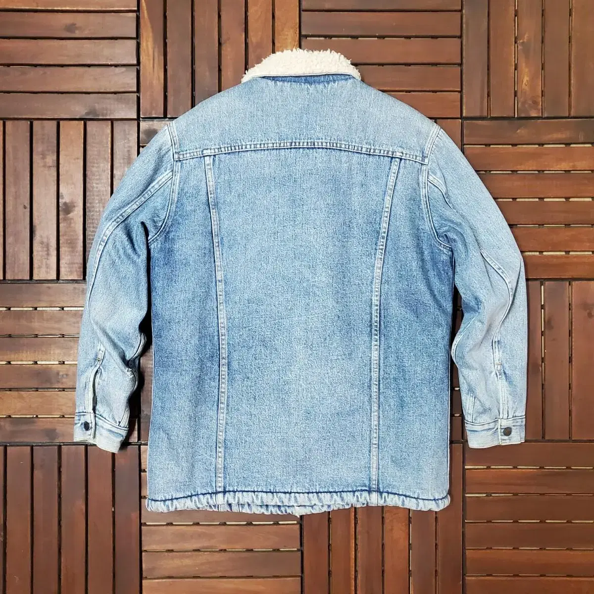 80s Levis long sherpa trucker jacket