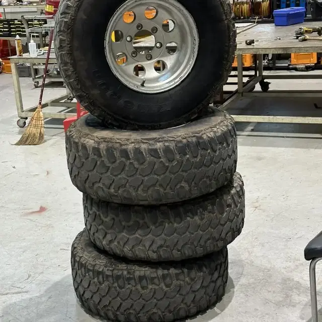 33각기 33x12.50r15