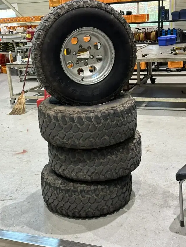 33각기 33x12.50r15