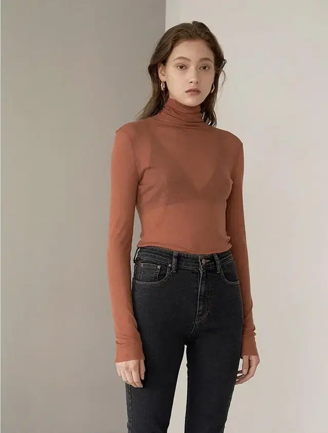 MANNON_Wool Turtle Neck