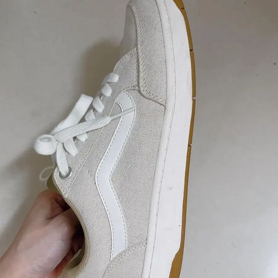 (VANS) 255 반스 CANORA 캐놀라 V2940HMP NATURA