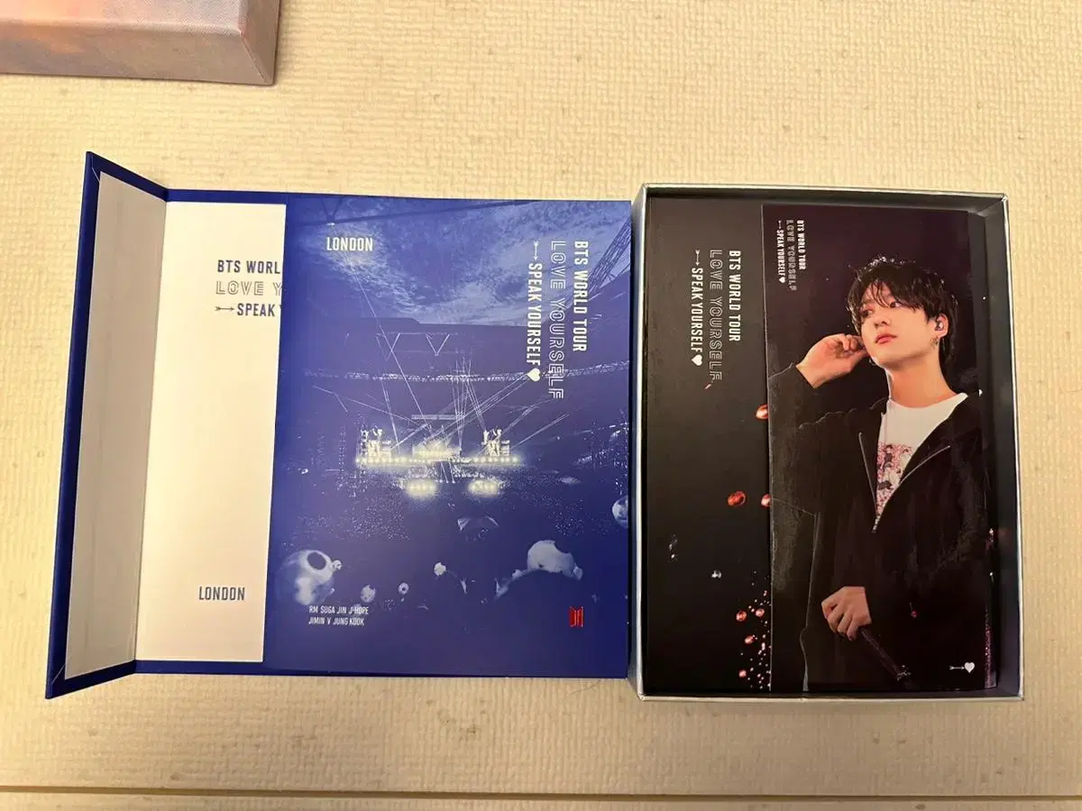 Bangtan Londoncon Deepdee jungkook with bookmarks full set shipping included