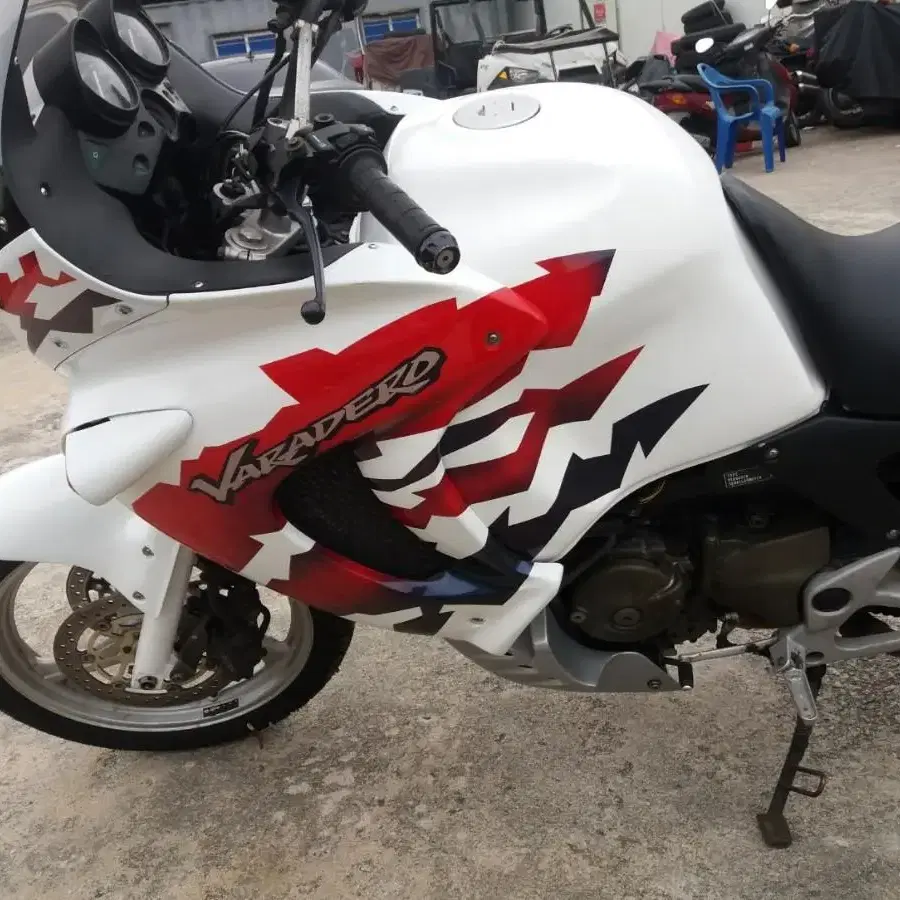 혼다 바라대로 팝니다 1000cc XL1000v 초휘귀레어템