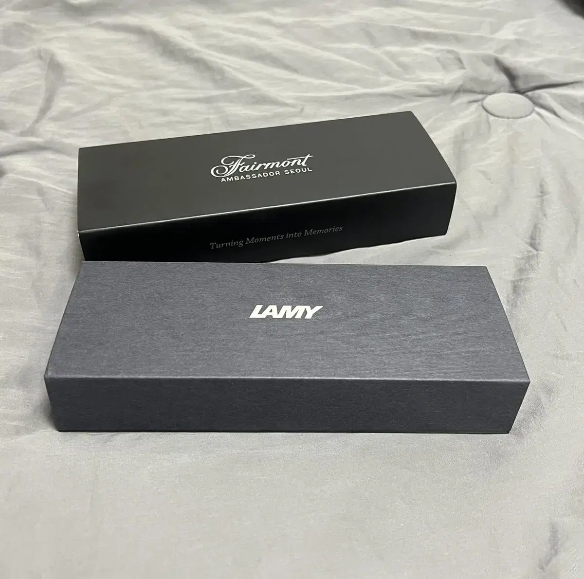 [새상품] 라미 LAMY 만년필 (페어몬트 앰배서더 서울 호텔 각인)