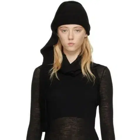 Issey miyake rhizome beanie