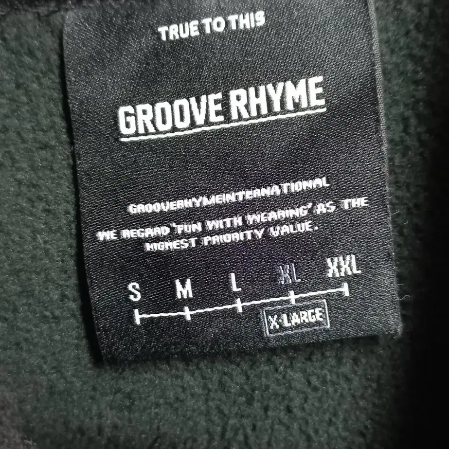 그루브라임 GROOVE RHYME 블랙 뽀글이 점퍼 105