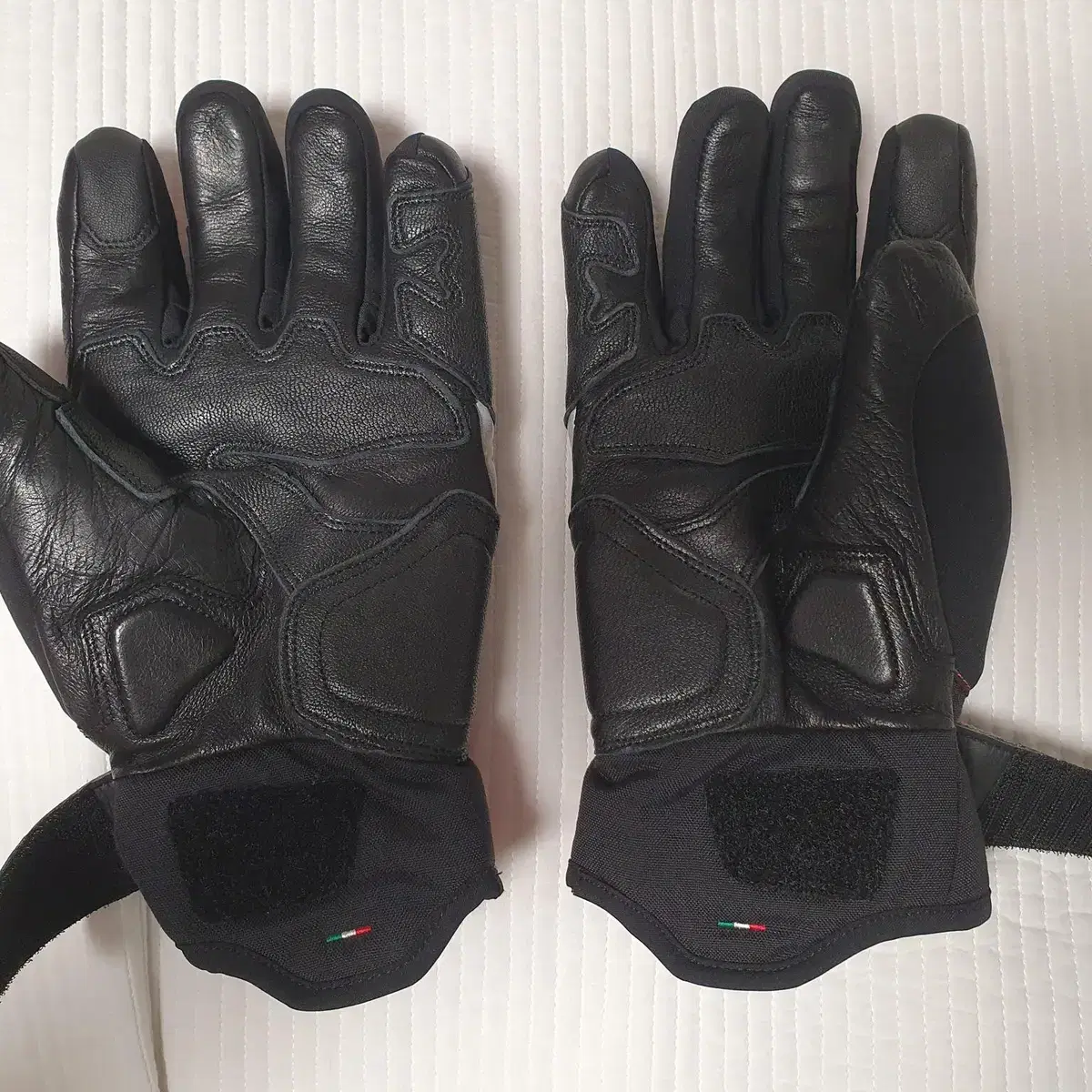 DAINESE THUNDER GORE-TEX GLOVES 검빨 M 사이즈