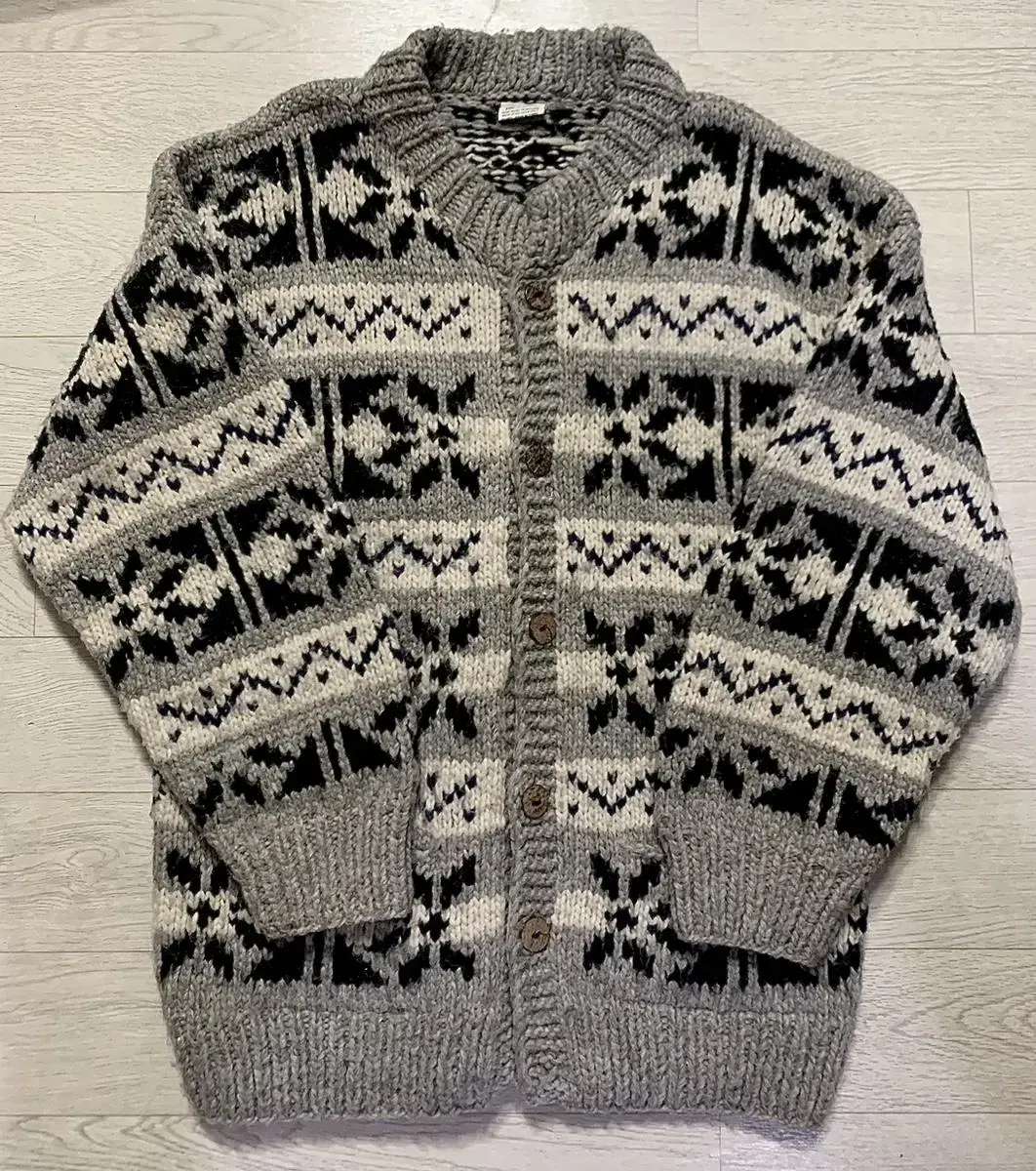 Handmade Cowichan Cardigan MADE IN ECUADOR_OS