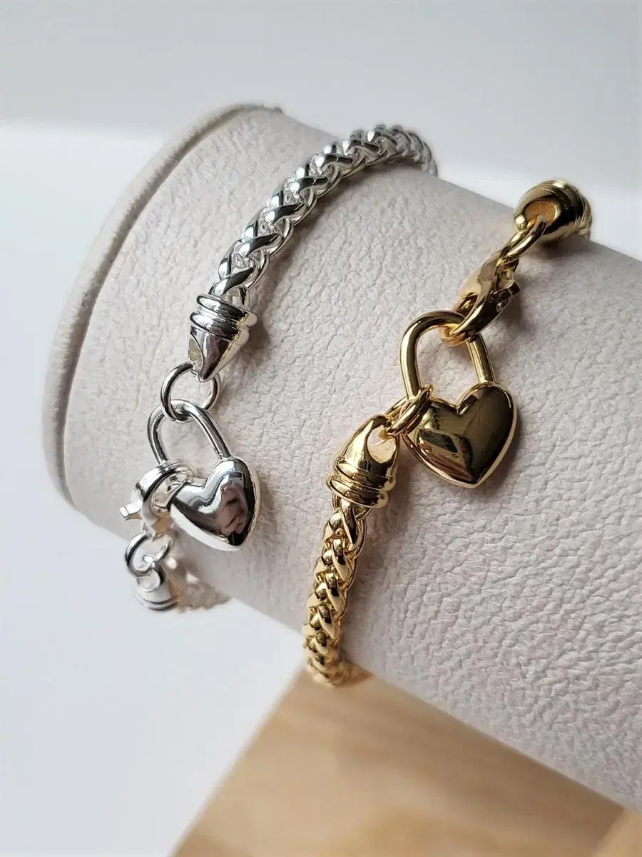 [Silver925] Heart Lock All-Silver Bracelet