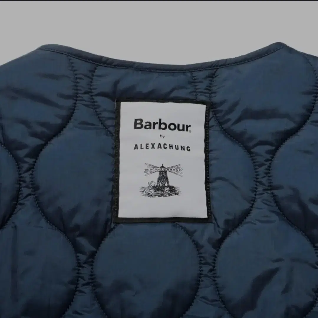 바버 x 알렉사청 마르타 퀼티드 barbour alexa chung