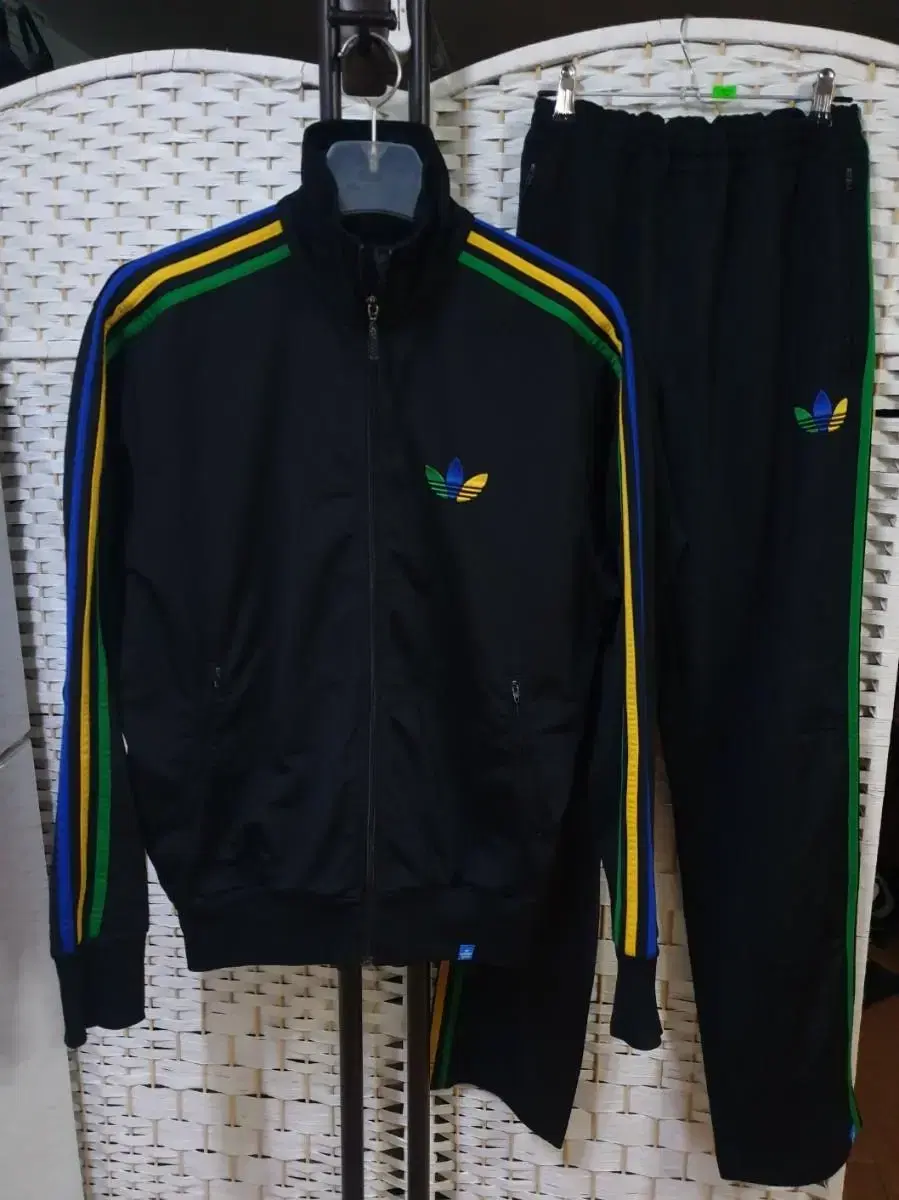 (1676) adidas Firebird Tracktop Jersey 90 S Pants 95 M