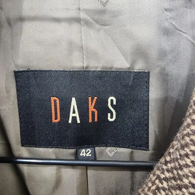 닥스(Daks) 더블버튼 숏 코트