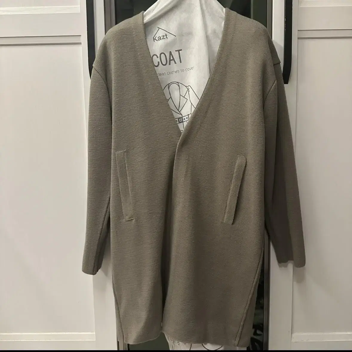 Riverclash cardigan size 95 slim fit