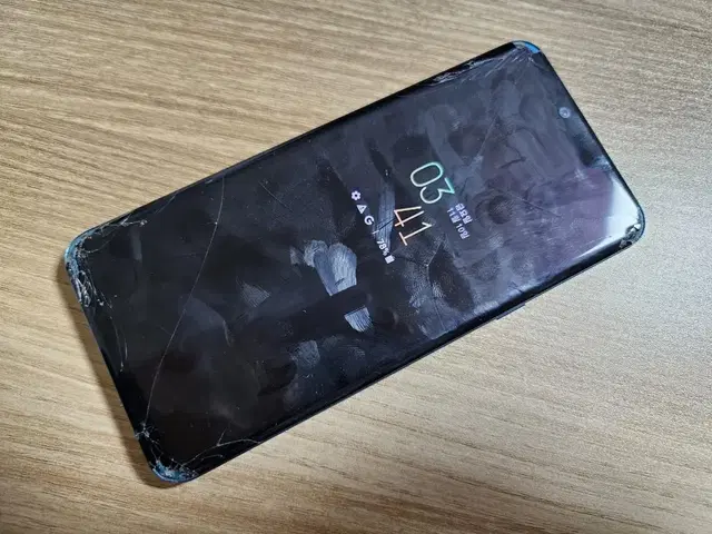 lg g8 액정파손 쌀먹 액파 판매합니다 (멍x) 쿨거래 흥정 가능