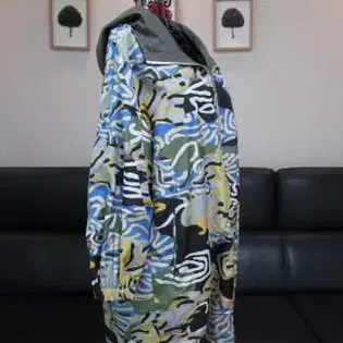 LEBEIGE(르베이지) Art Printed Reverible Coat