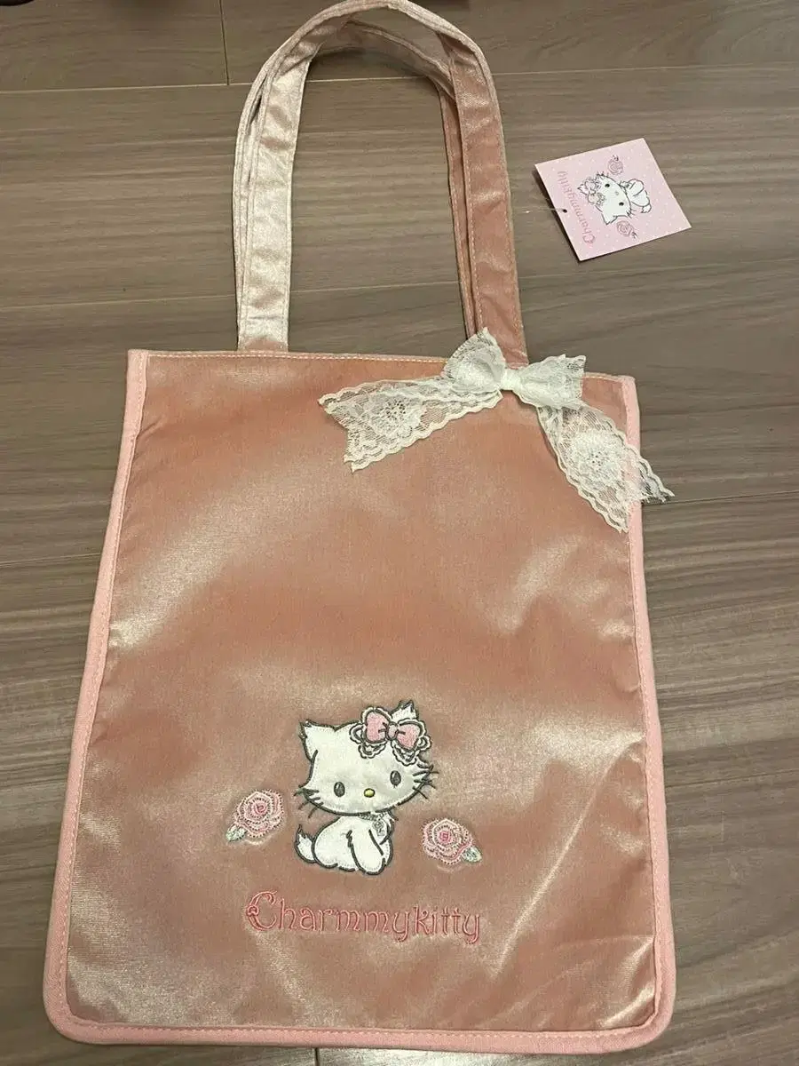 In Kind) Chamikitty Embroidered Tote Bag Sanrio Heisei Character Series