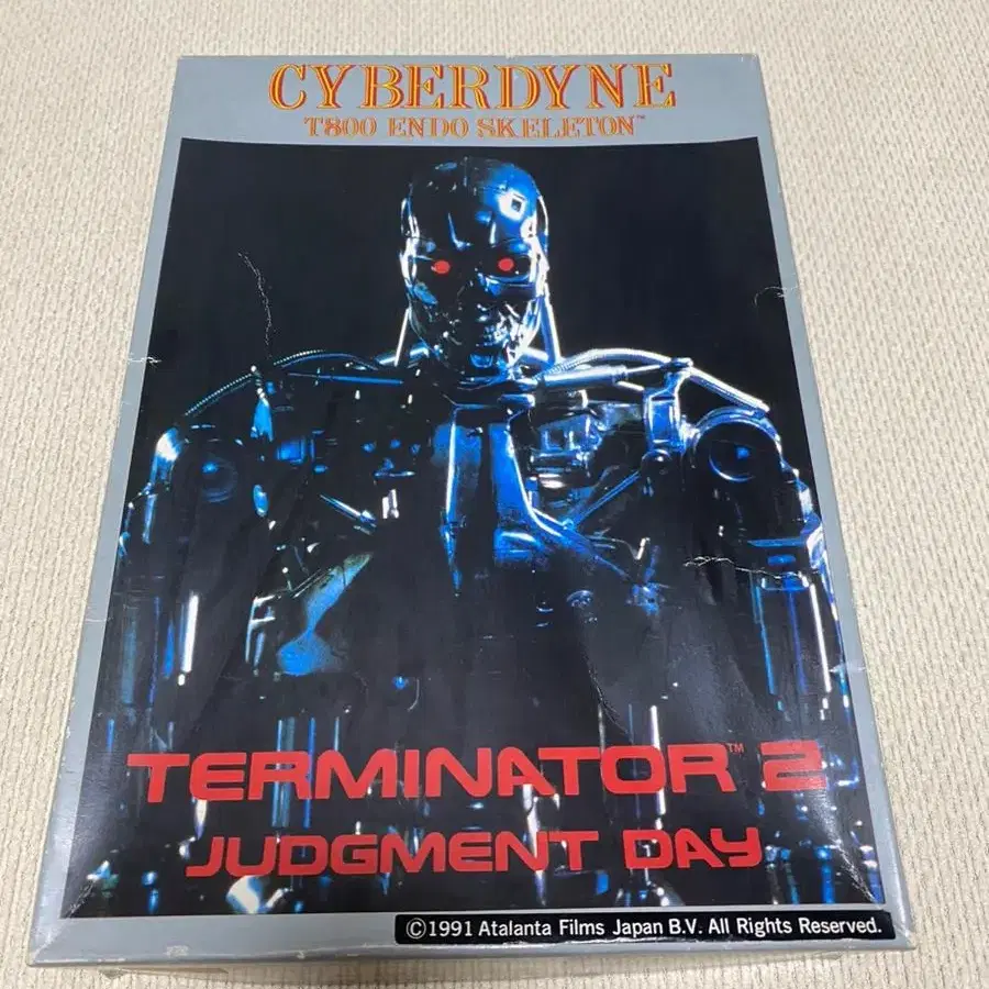 1991 CYBERDYNE T800 ENDO SKELETON 1/9