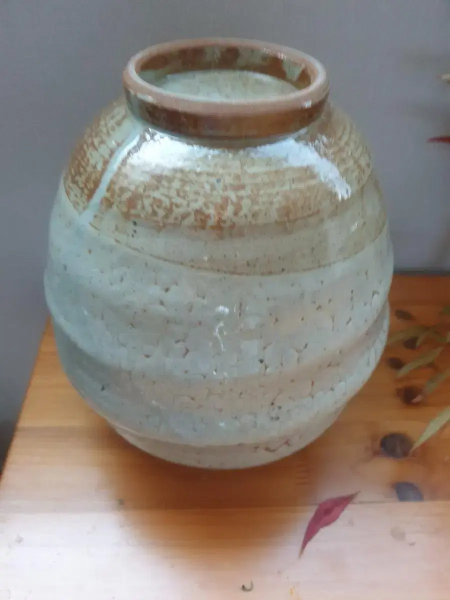 pottery