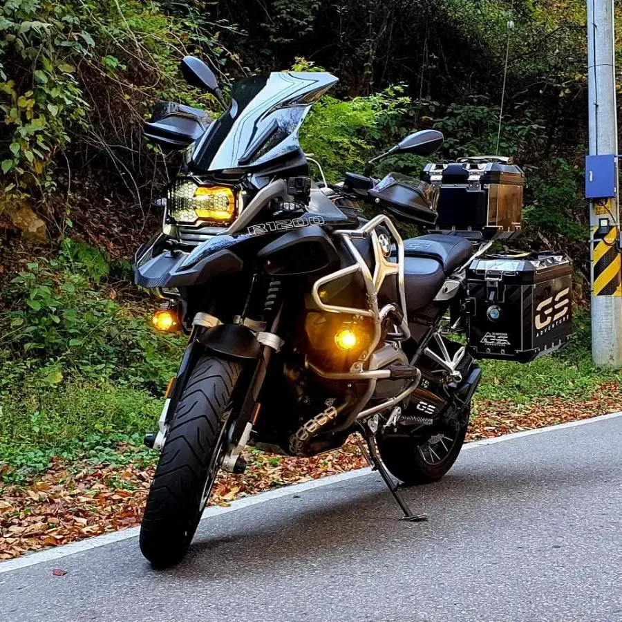 18년식 r1200gs adv 트리플 블랙 팝니다