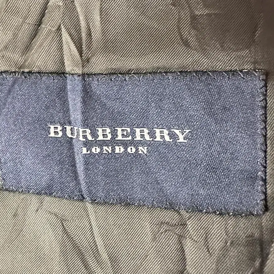 (올드머니룩)BURBERRY 버버리 런던 블랙 블레이저 자켓