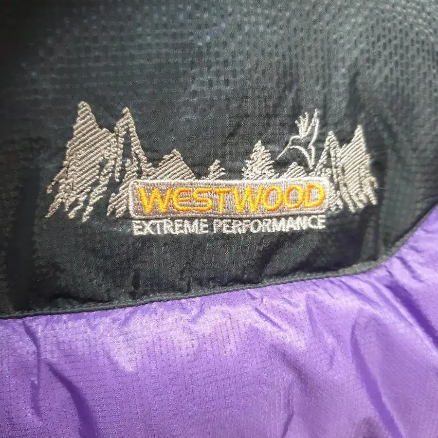 Westwood  거위솜털 경량 헤비패딩