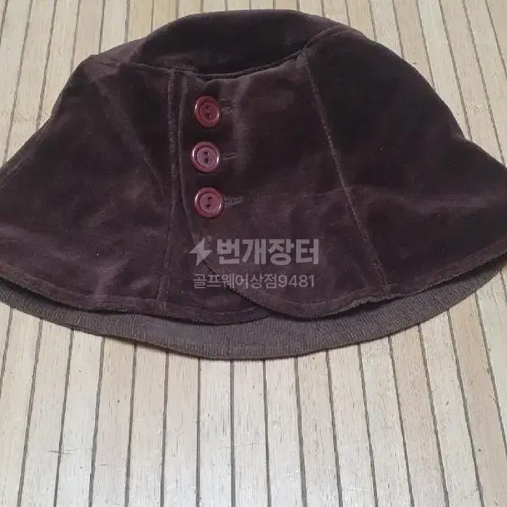 아디다스여성추동골프모자(58cm)벨벳재질