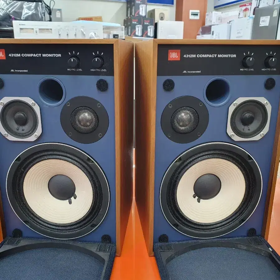 JBL 4312M 컴팩트 스피커