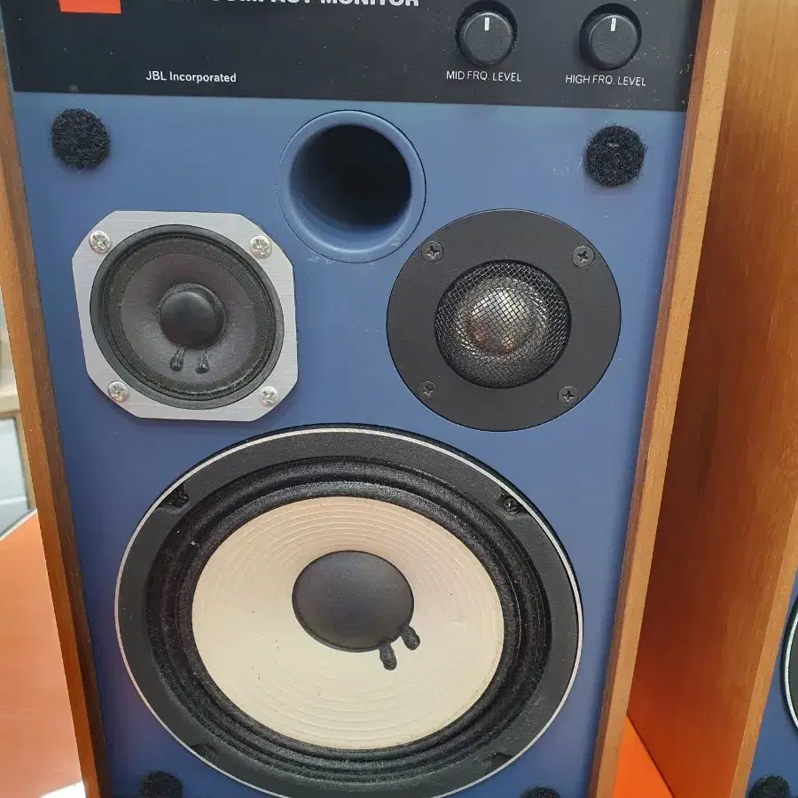 JBL 4312M 컴팩트 스피커