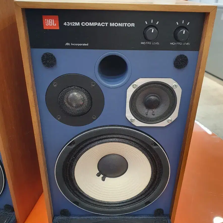 JBL 4312M 컴팩트 스피커