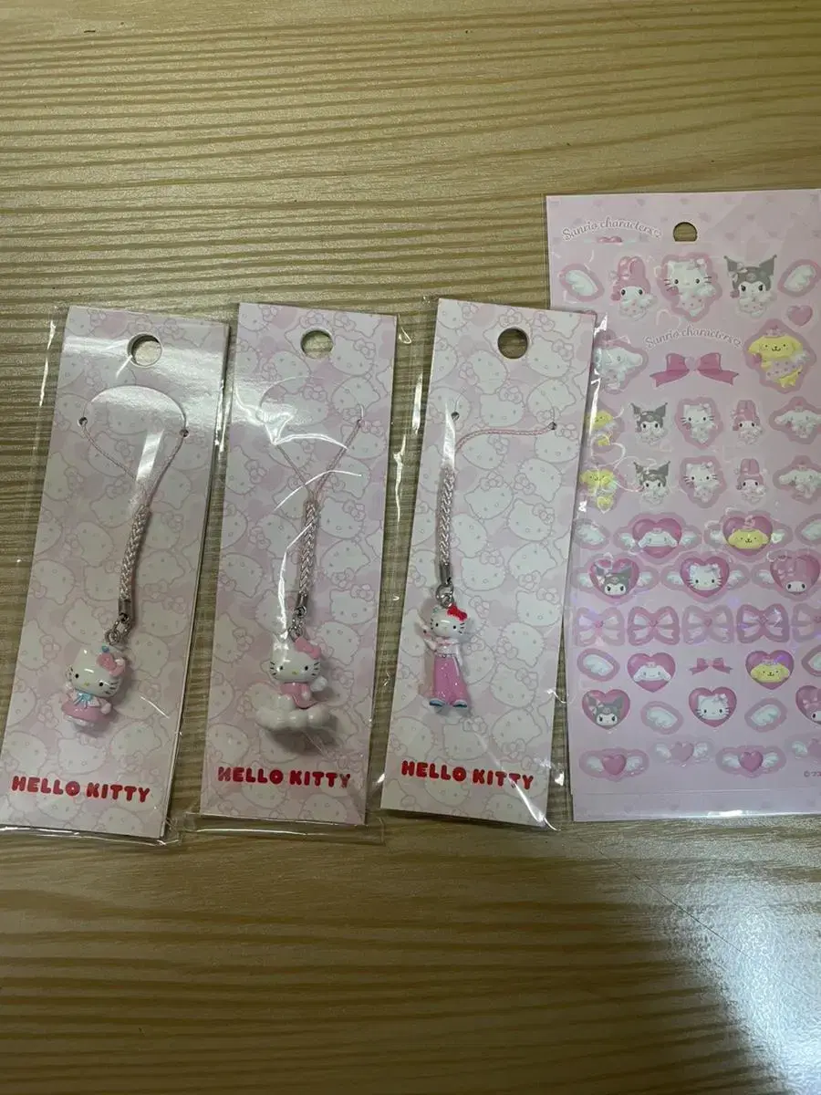 (superlative)Hello Kitty Sanrio 50th Anniversary pop up limited edition strap