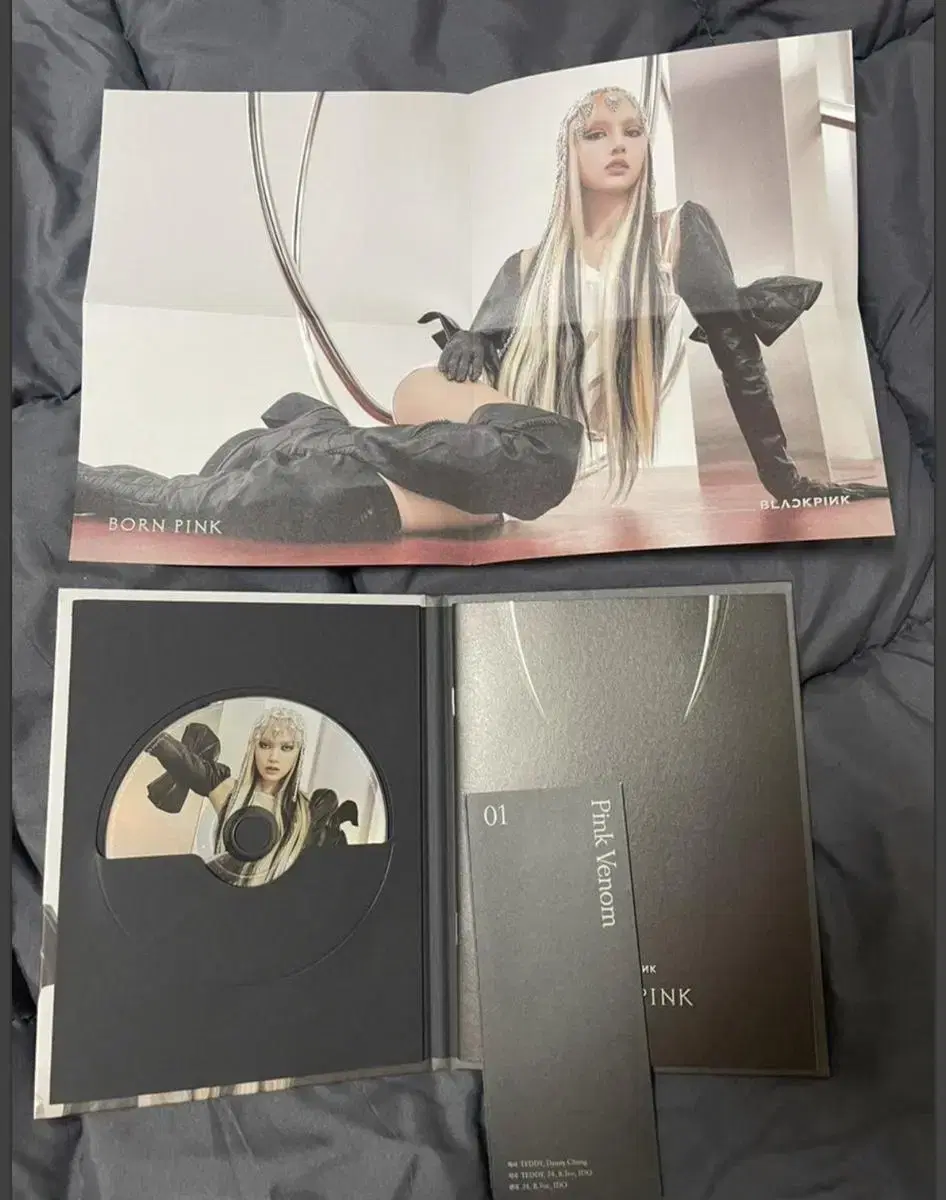 Black Pink BONPINK lisa digipack unsealed album