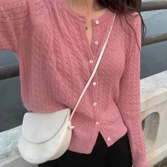 피터앤웬디 Alpaca cable cardigan