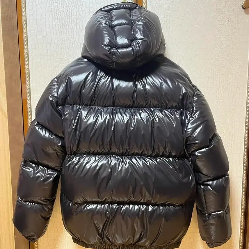 몽클레르 (백화점정발)몽클레어 알릭스 알몬디스 22fw 3size 블랙 황금사이즈 사진 2