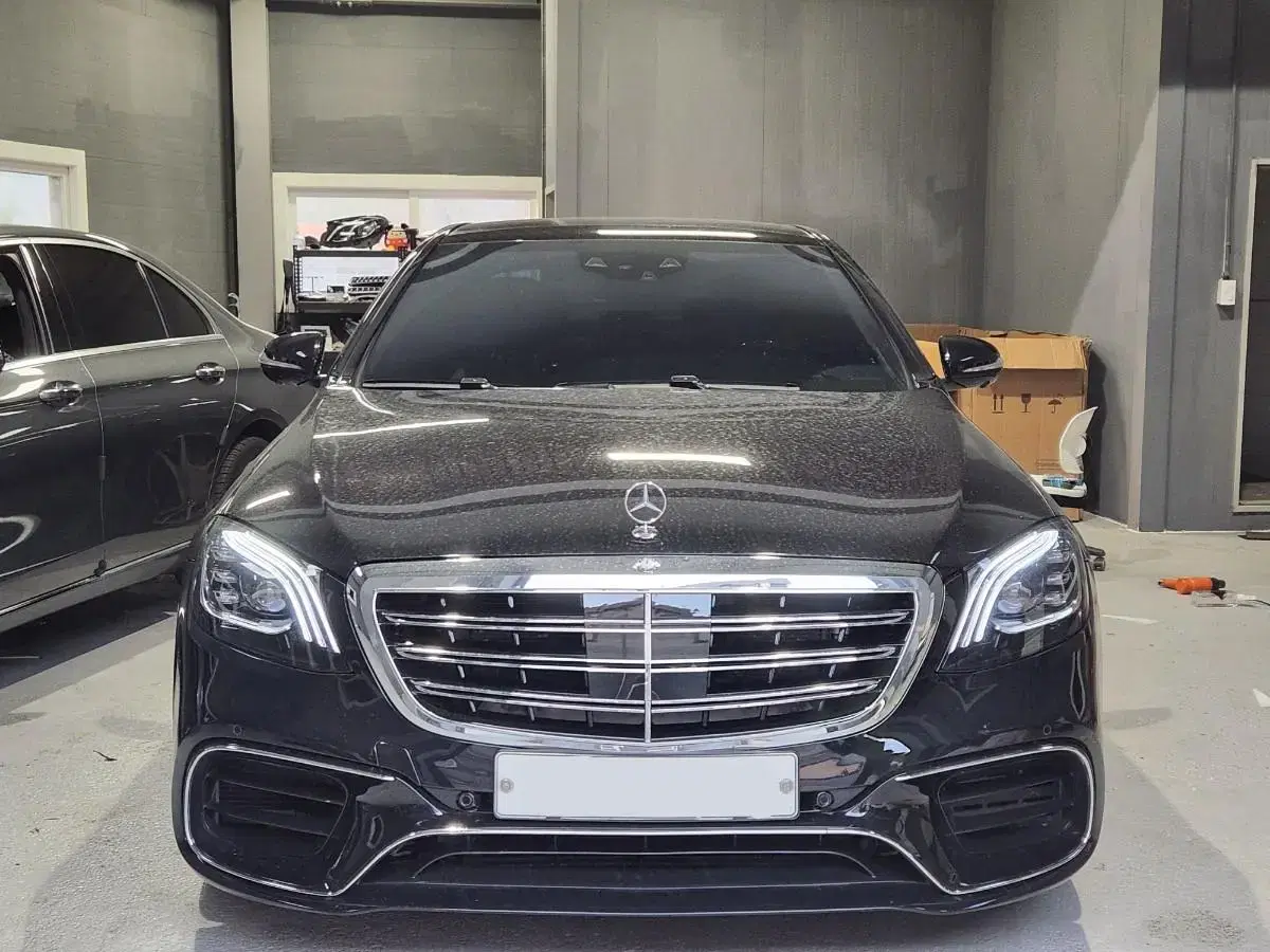 W222 S클래스 전기형 후기형 S63AMG 신형개조 바디킷 장착비포함