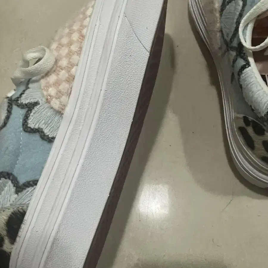 VANS 반스 컴피쿠시 에라 믹스 코지 스니커즈 235