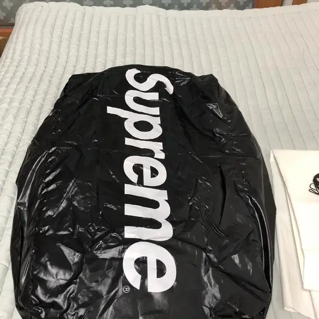 SUPREME BACKPACK