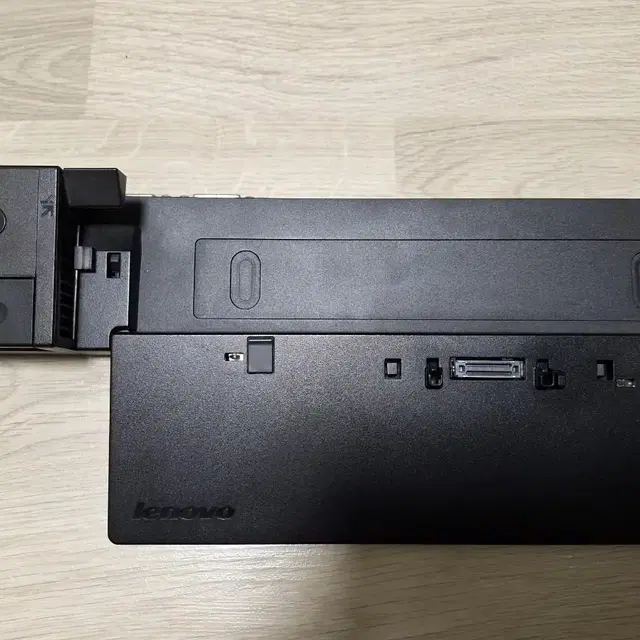 Lenovo 레노버 도킹스테이션 Ultra Dock 40A2