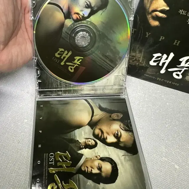 영화 태풍 DVD,OST CD2disc,비디오테이프 장동건이정재