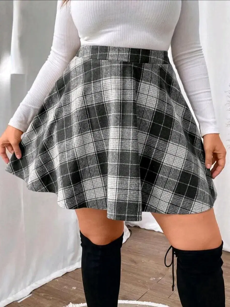 Plaid Flared Skirt