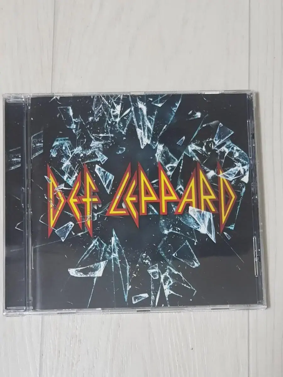 헤비메탈 Def Leppard S/T 수입록씨디 헤비메틀 하드록 하드락