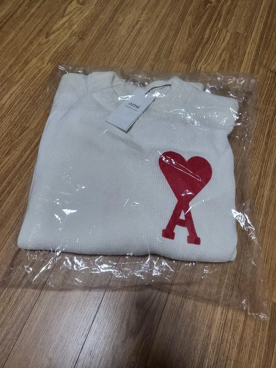 AMI Army Big Heart Logo Sweater White M