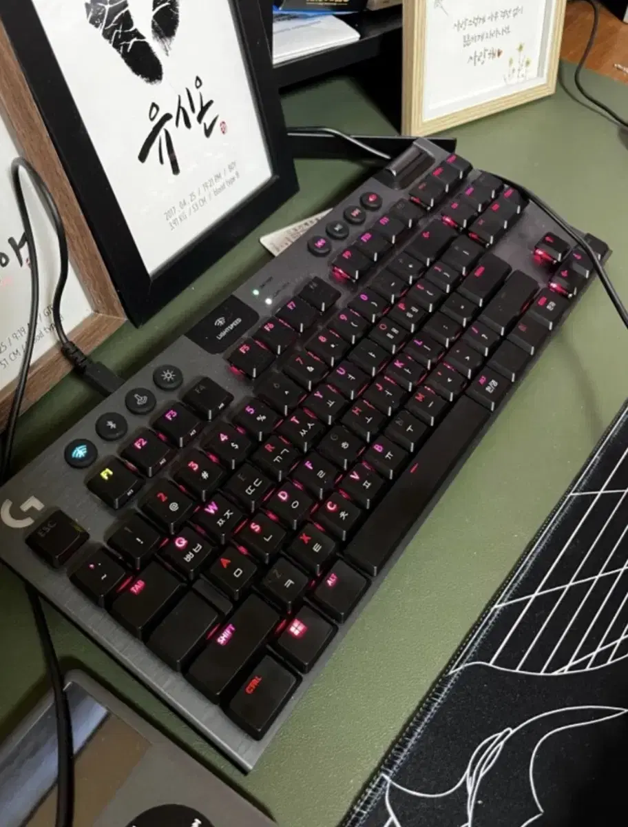 로지텍 g913 tkl 적축