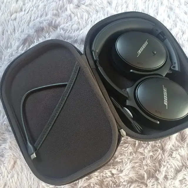 수능선물 (급처/99%새상품) 보스 헤드폰 BOSE QC45 블랙