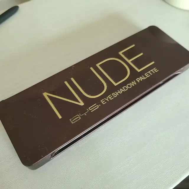 누드 팔레트 nude