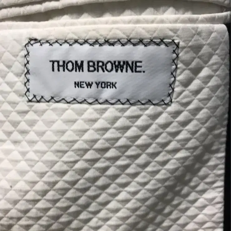 톰브라운 THOME BROWNE 금장버튼 캐시미어 블레이저 자켓