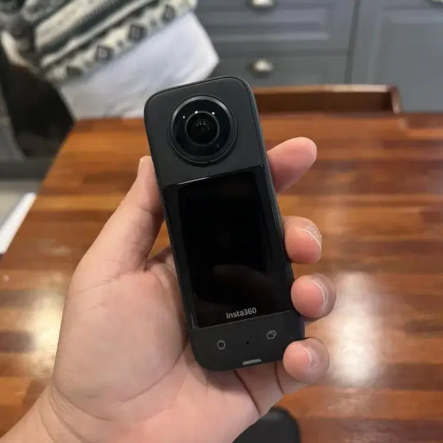 insta360x3 A급 (본체+배터리+인비져스스틱+마우스피스)