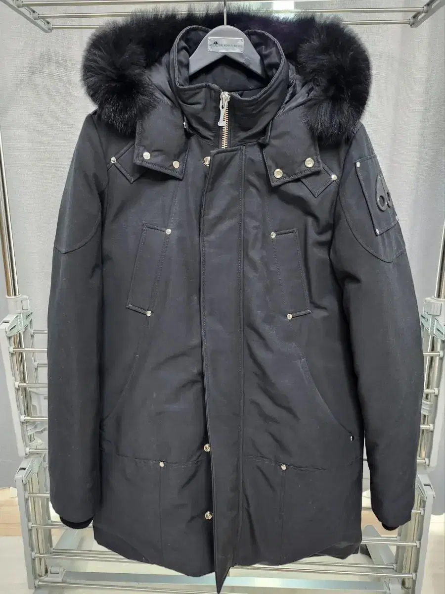 Knuckle-free Sterling Parka size M